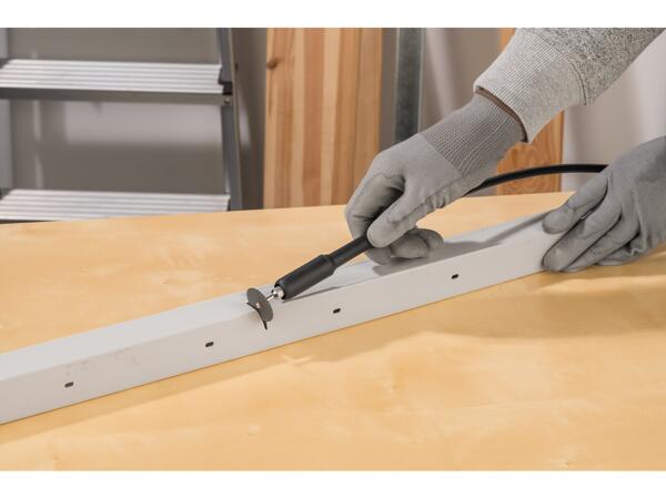 Double bench grinder with flexible drive shaft