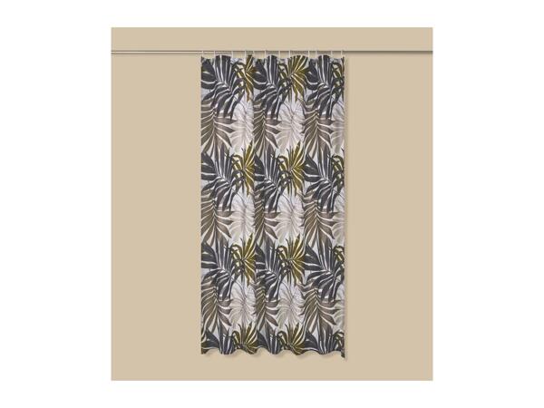 Shower Curtain With Tropical Leaf Pattern