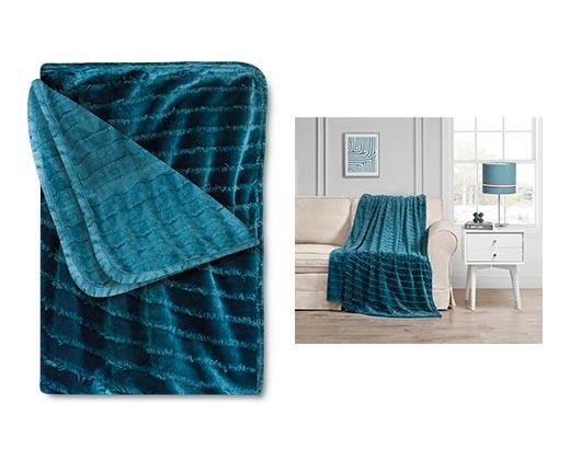 Huntington Home Plush Throw