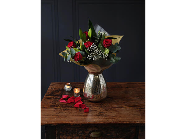 Deluxe Rose & Lily Bouquet White