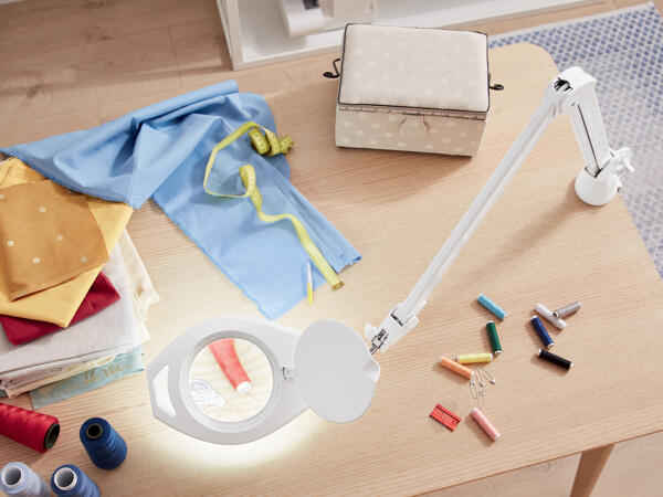 LED Magnifier Lamp