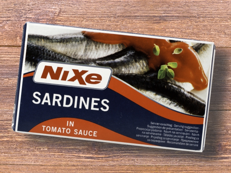 Sardine în sos tomat, masă solidă: 82 g