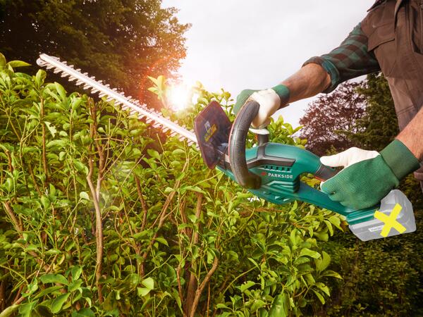 Cordless Hedge Trimmer