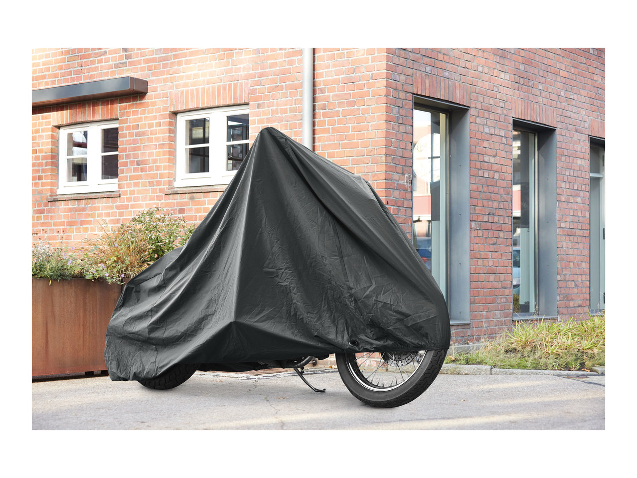 Crivit Motorbike Cover1