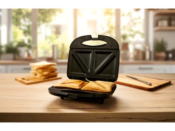Sandwich Toaster / Waffle Maker