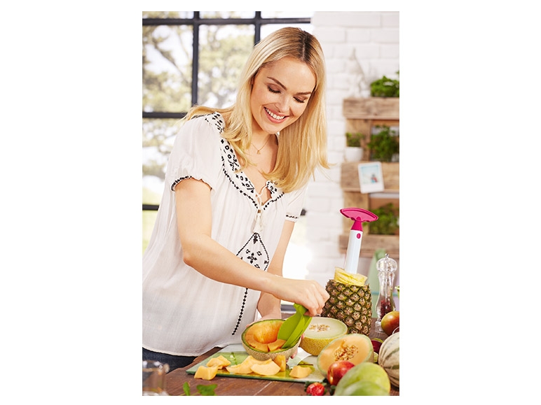 VACUVIN Pineapple or Melon Slicer