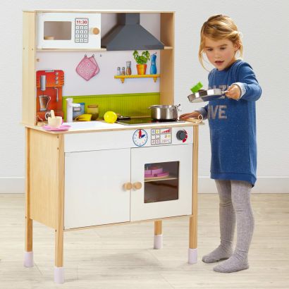 Spielküche aus Holz