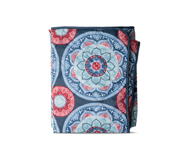 Huntington Home 60" W x 70" L Quilted Picnic Blanket