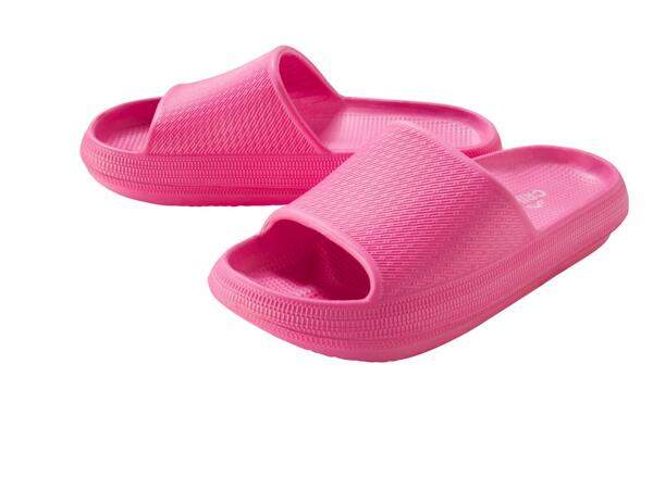 Ladies' sliders