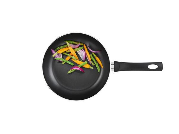 Aluminium frying pan ø 24 cm