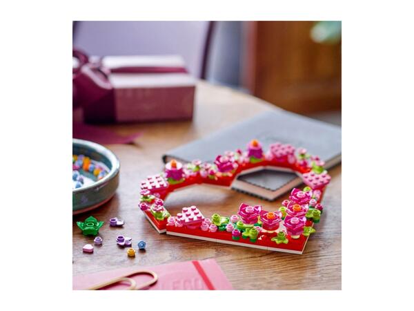LEGO(R) Heart Ornament - 254 Pieces