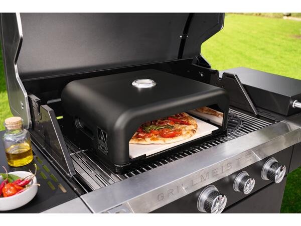 Barbecue Pizza Oven