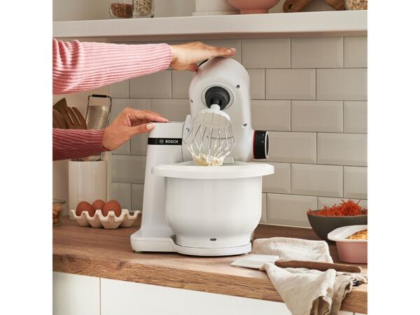 BOSCH UNIVERZÁLNÍ KUCHYŇSKÝ ROBOT MUM S2 700 W