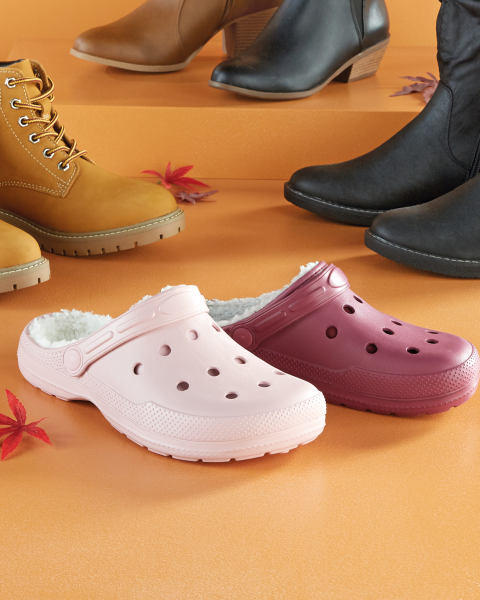 Avenue Winter Clogs
