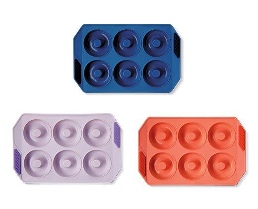 Crofton Reinforced Silicone Pans
