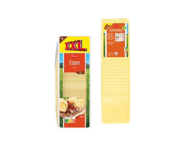 Butterkäse oder Edamer in Scheiben