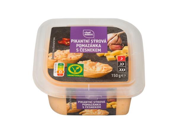 POMAZÁNKA PIKANTNÍ SÝROVÁ S ČESNEKEM
