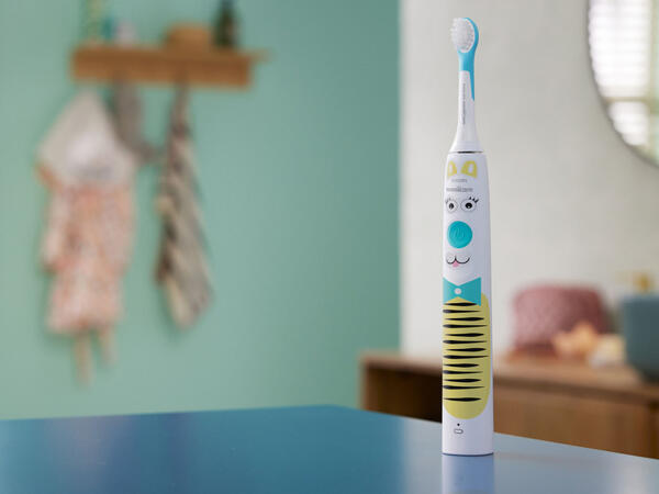 PHILIPS Sonický zubní dětský kartáček Pets edition HX3601/01