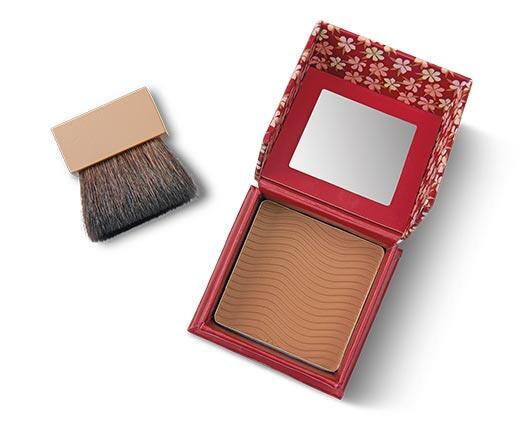 Lacura 
 Bronzer or Highlighter