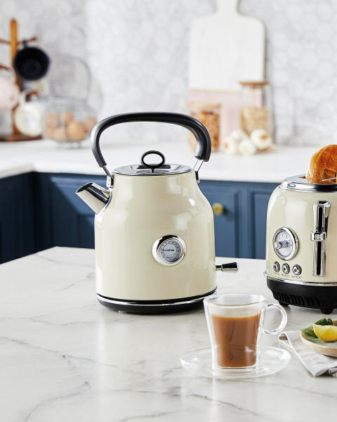 Ambiano Retro Kettle