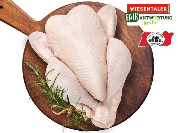 Frisches Maishendl bratfertig