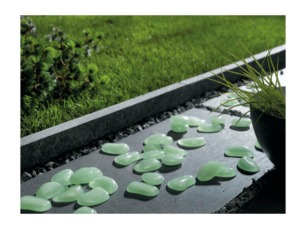 Melinera Glow-in-the-Dark Pebbles