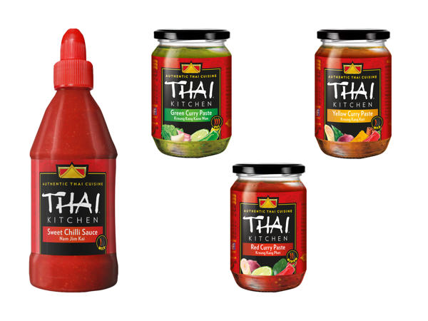 Thai Kitchen Curry Paste/ Sweet Chili Sauce