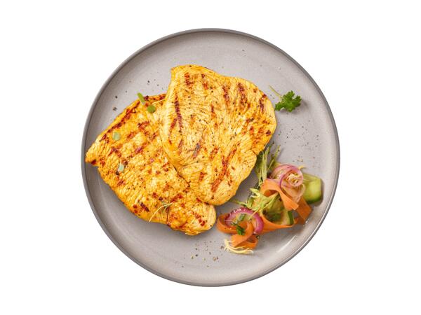 Frische Maishendl Keulenschnitzel mariniert
