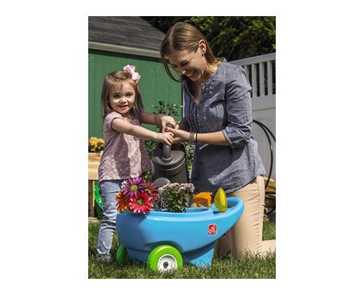 Step2 
 Children's Indoor/Outdoor Wheelbarrow