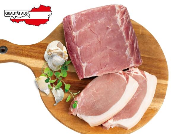 Frischer Karreebraten vom Schwein aus Österreich