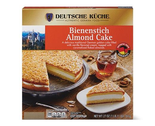 Deutsche Küche Bienenstich or Apple Walnut Cake