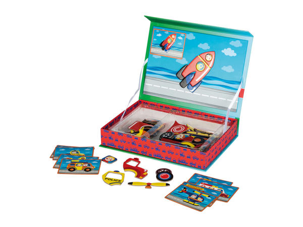 Playtive Junior Magnetic Play Set