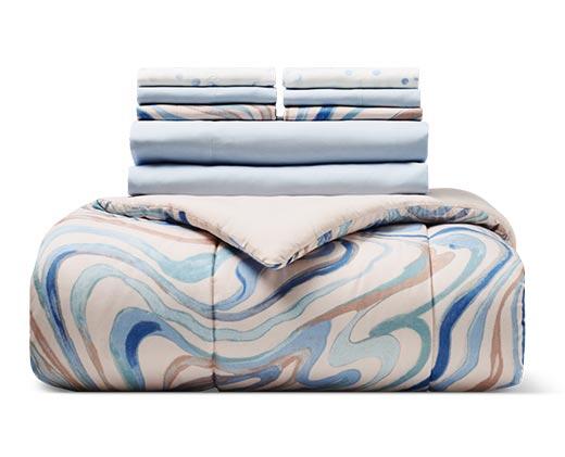 Huntington Home 
 Complete Bed Set
