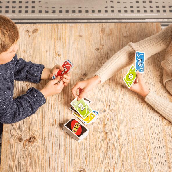 MATTEL(R) 				Jeu de cartes UNO