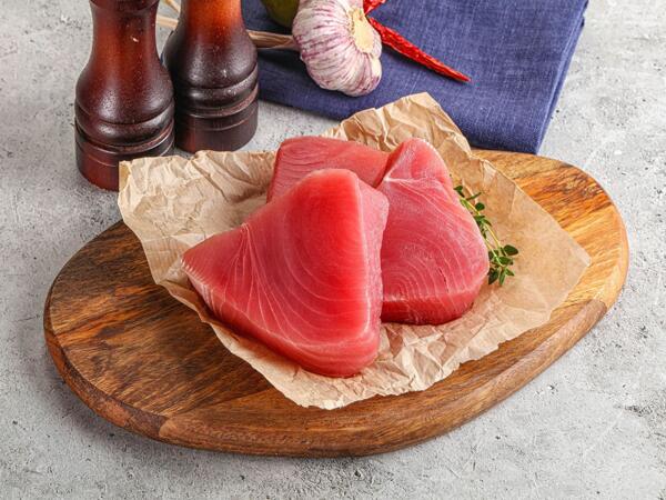 Yellowfin tuna steak