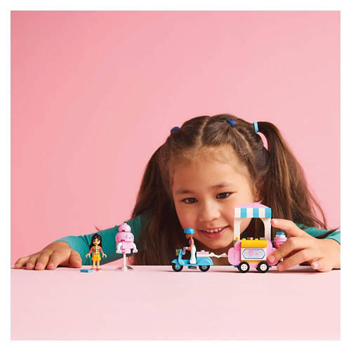Friends Cotton Candy & Scooter Building Blocks, 110 pieces