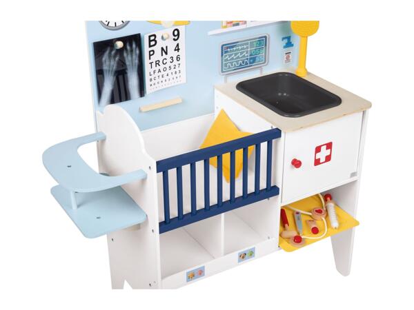 Playtive 2-in-1 Baby Clinic and Vets - 10 Piece Set