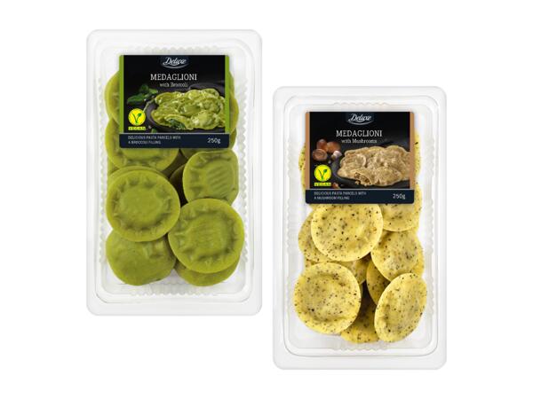 Vegansk färsk fylld pasta