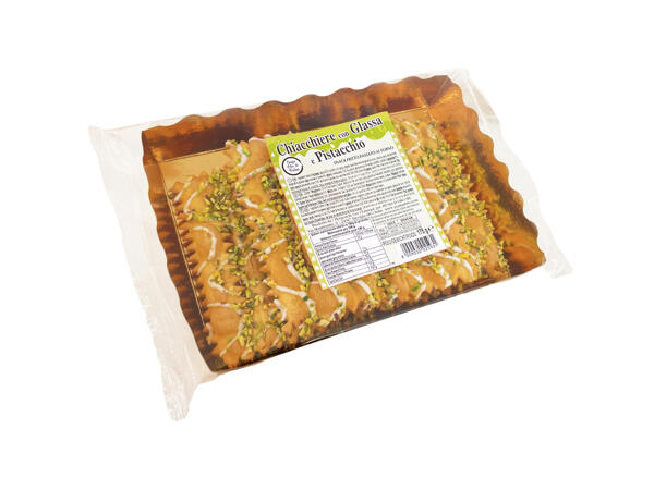Chiacchiere with Pistachio