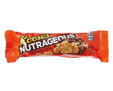 Payday Bar 52g or Reese's Nutrageous Bar 47g