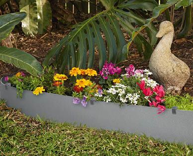 Plastic Garden Edging and Pegs