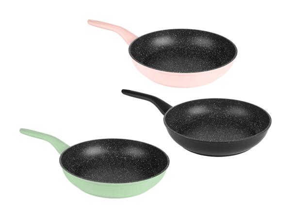 Poêle en aluminium
