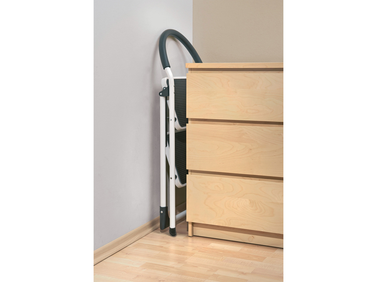 Folding Stepladder