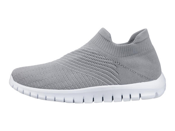 Ladies' Sports Shoes