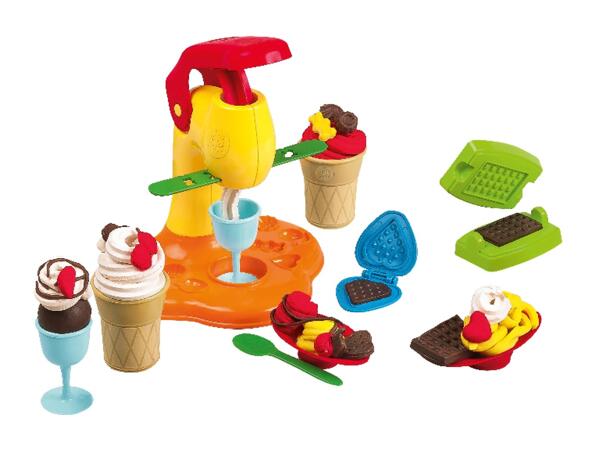 Modelling Dough Set