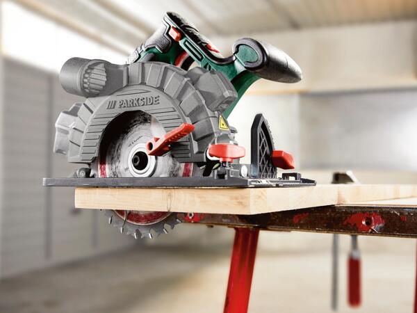Cordless Circular Saw