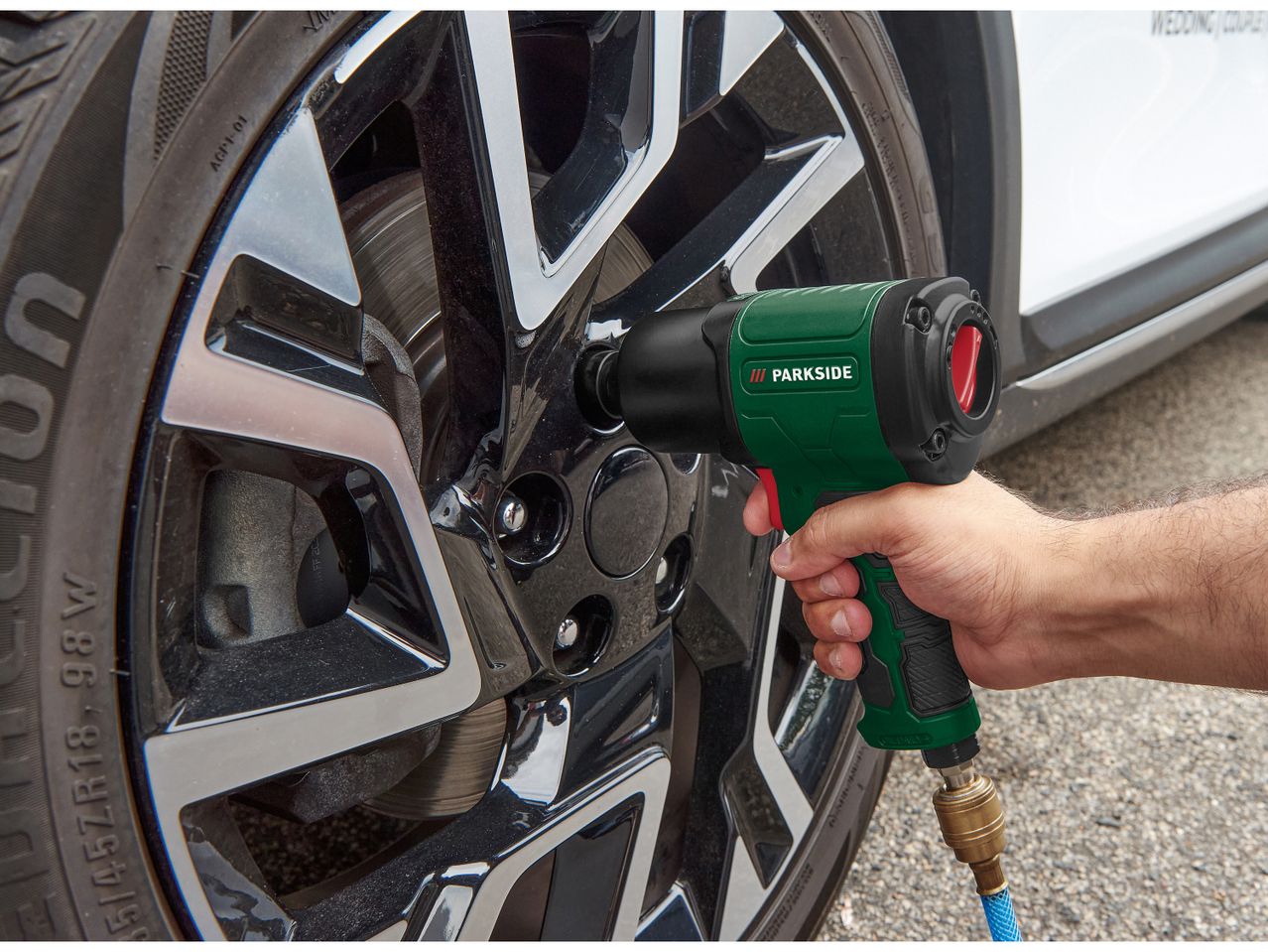 Air impact wrench