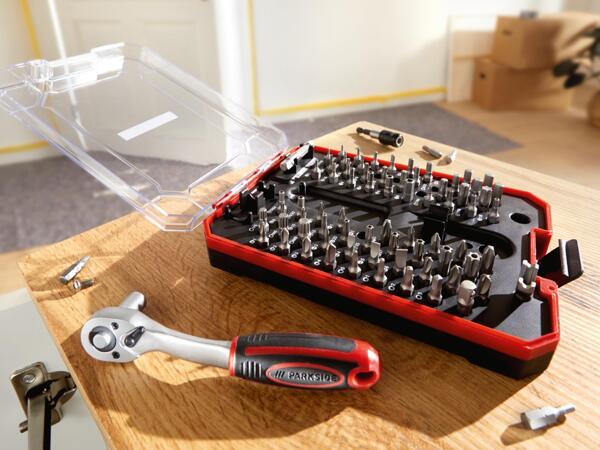 Ratchet & Bit Set