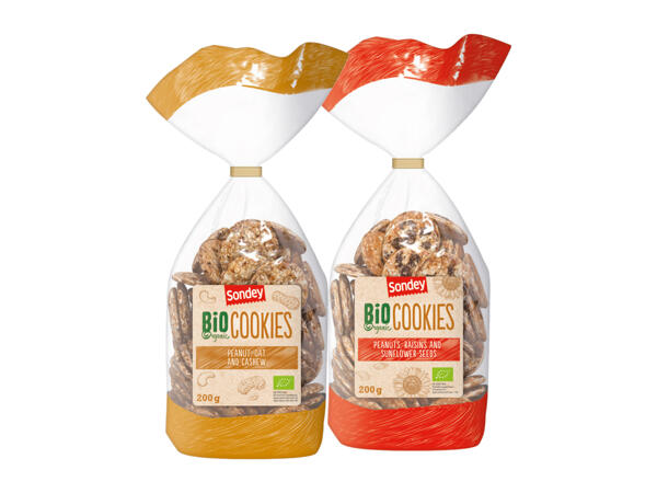 Organic Biscuits with Cereals and Nuts