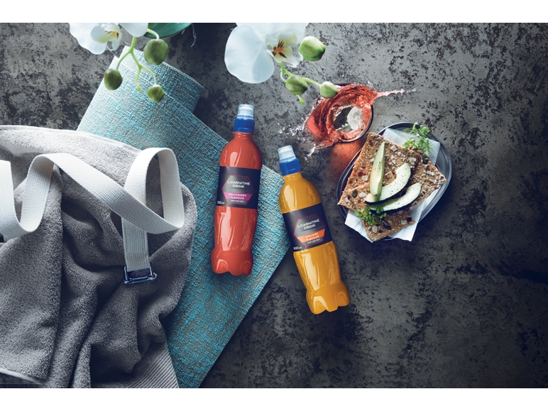Drink with L-Carnitine and Sweetener
